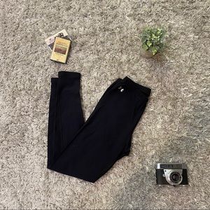 UNDER ARMOUR BLACK LEGGINGS
